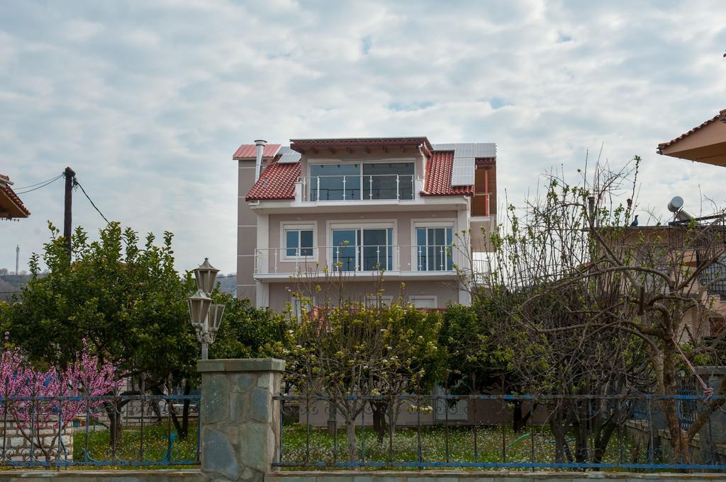 Vanessa'S Rooms & Apartments 카날리 외부 사진